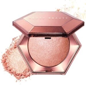 Fenty Beauty Diamond Bomb All Over Diamond Veil Highlighter in Rose Rave